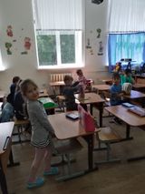10 июня ребята лагеря "Солнышко" активно познавали основные законы путешественников. В гостях у них были настоящие пираты, которые наполнили этот день весельем и приключениями.